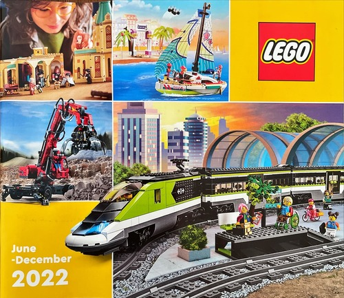 Lego 2022 Large Australian / New Zealand June - December (AUS 6415198 - NZ 6415199)