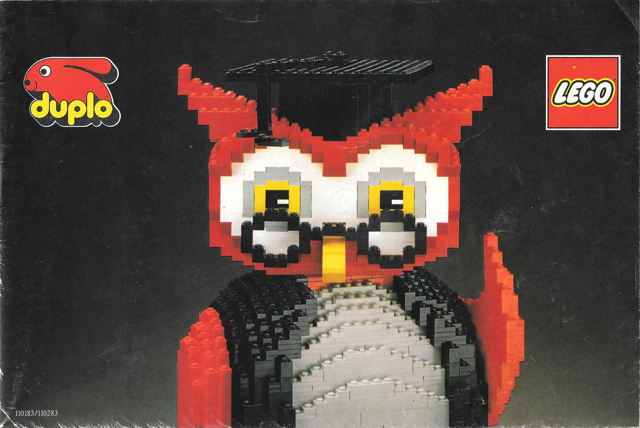 Lego 1985 Medium Dacta Foldout (110183/110283)