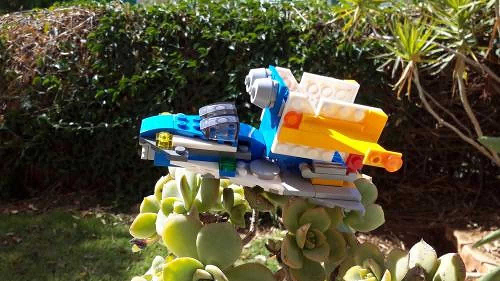 Lego 31042 - Galactic Garbage Scow