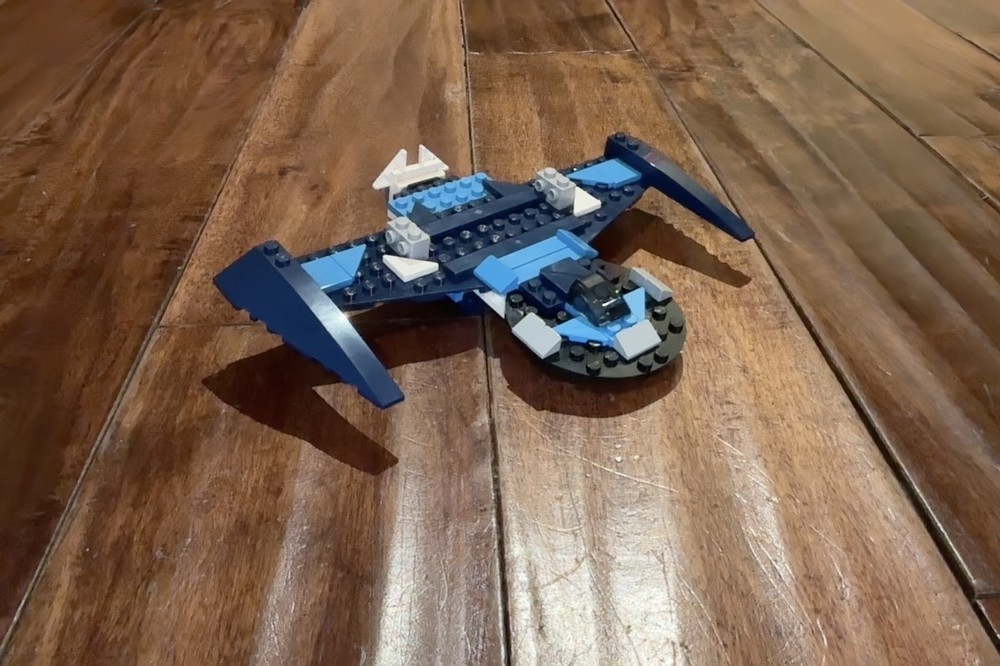 Lego BLUE BLAZER SPACECRAFT -- LEGO CREATOR 3-IN-1 31160 -- ALT BUILD
