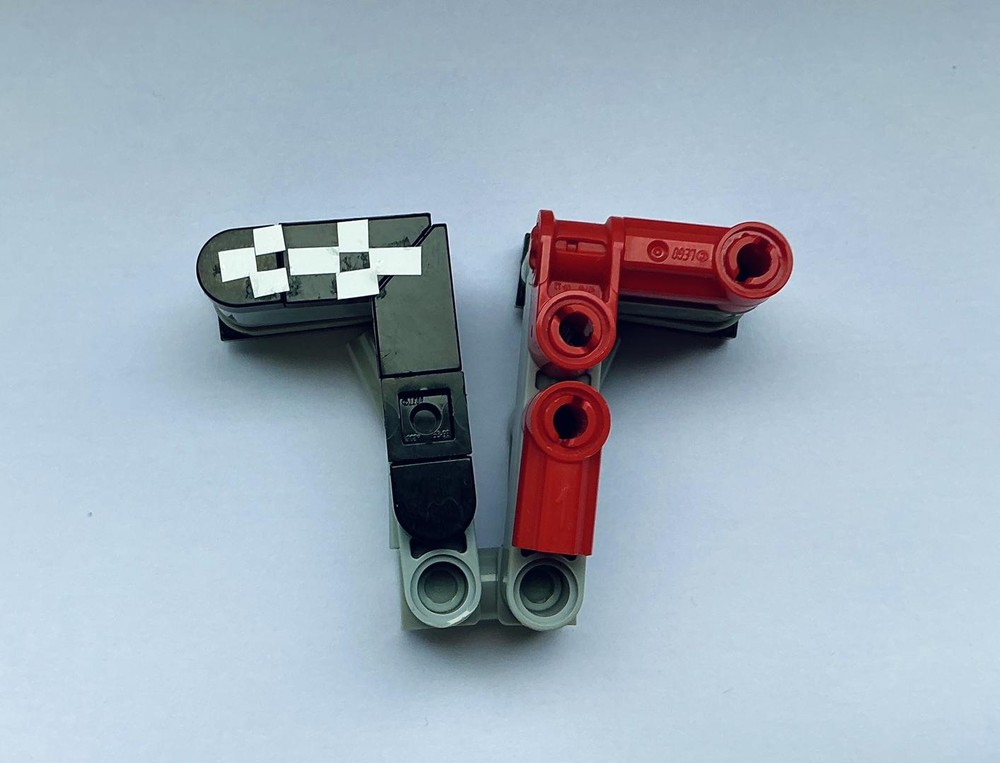 Lego 42205 Chevrolet Corvette Logo