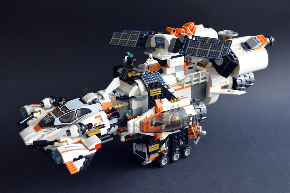 Lego Mutterschiff