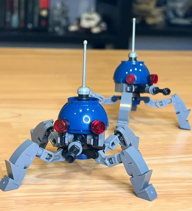 Lego Dwarf Spider Droid
