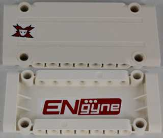 Lego Technic, Panel Plate 5 x 11 x 1 with Worl Racers Team Extreme Logo on Outside and Red 'ENgyne' on Inside Pattern Model Left Side (Stickers) - Set 8864 / White