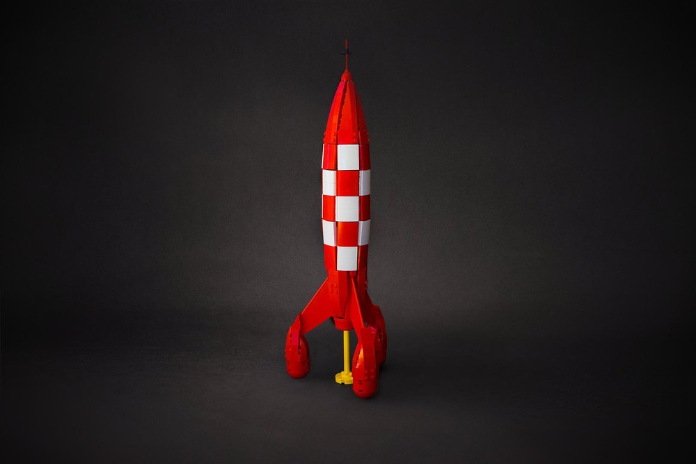 Lego F01 - Retro Moon Rocket inspired