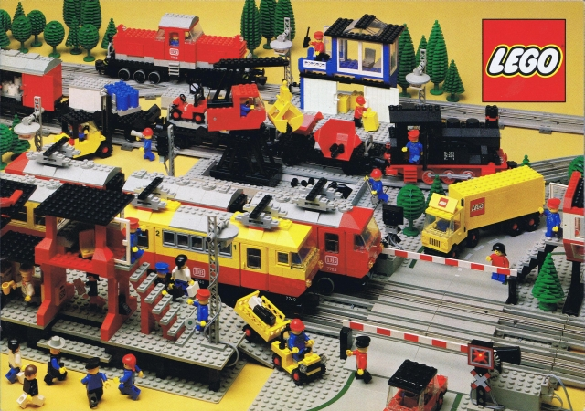 Lego 1983 Medium Train European ((DK/N/S/SF) 100780/100880)