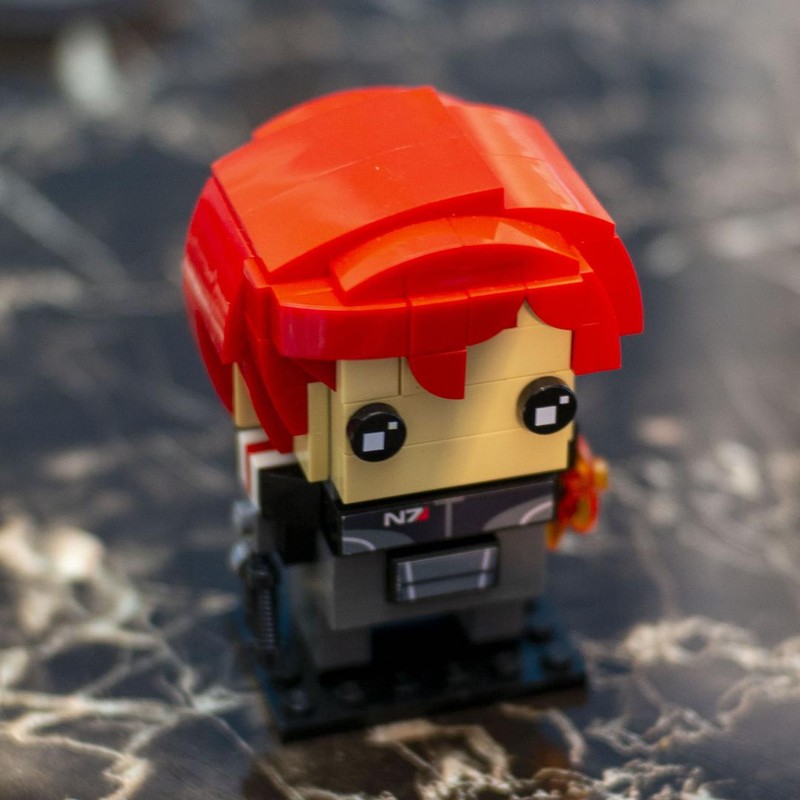 Lego Female Commander Shepard (Femshep)