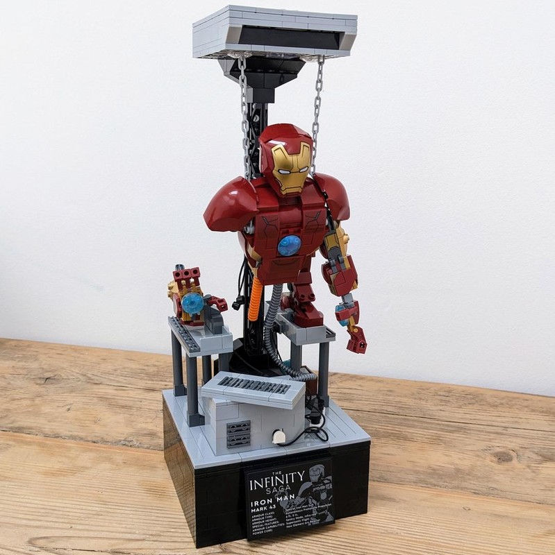 Lego Iron Man Workshop