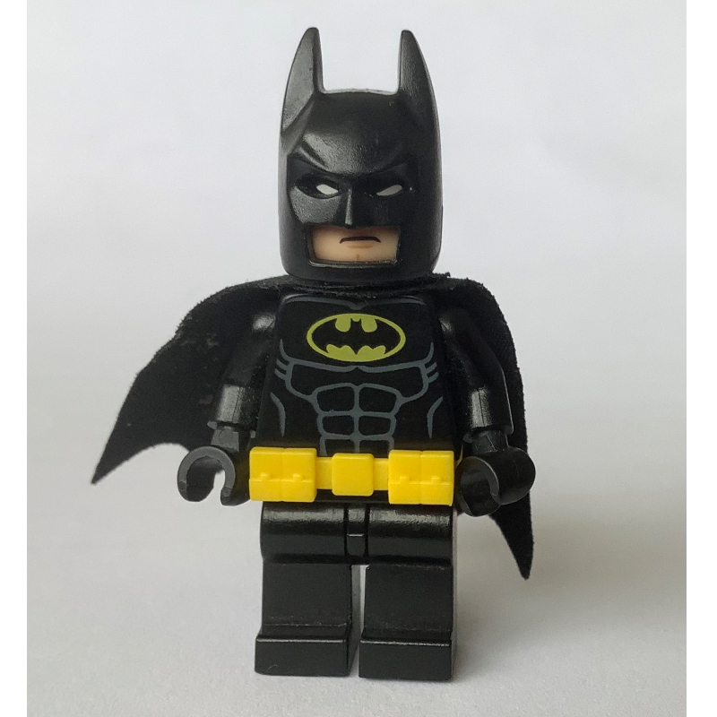 Lego Batman, Black Suit, Black Cape and Cowl, Utility Belt (3626cpr9998 Head)