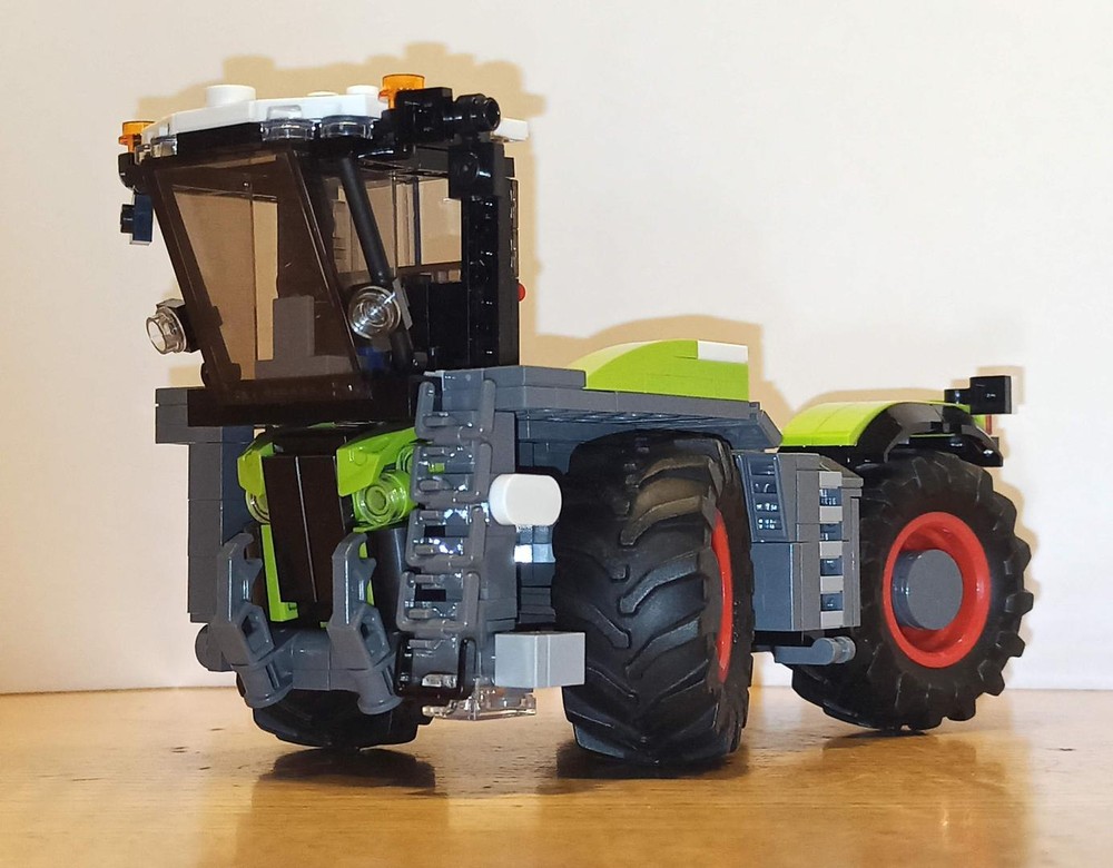 Lego CLAAS Xerion Saddletrac