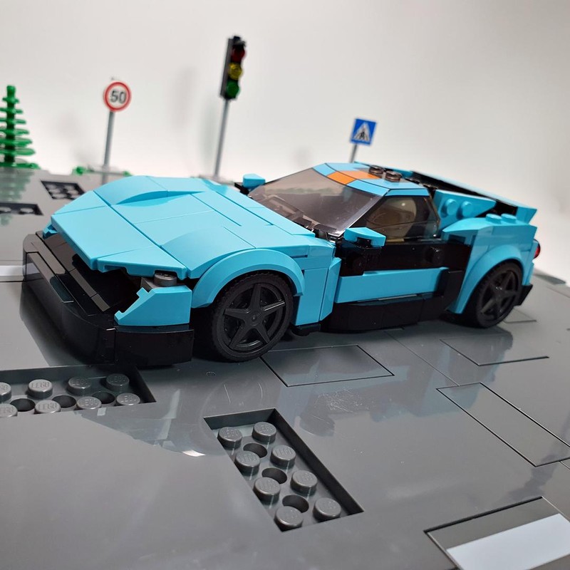 Lego 76905 Ferrari 812