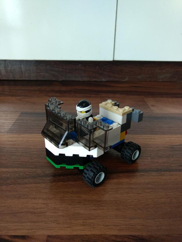 Lego race car