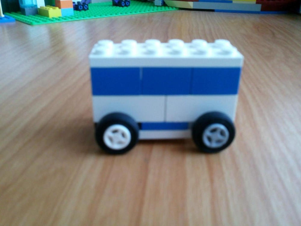 Lego nano bus
