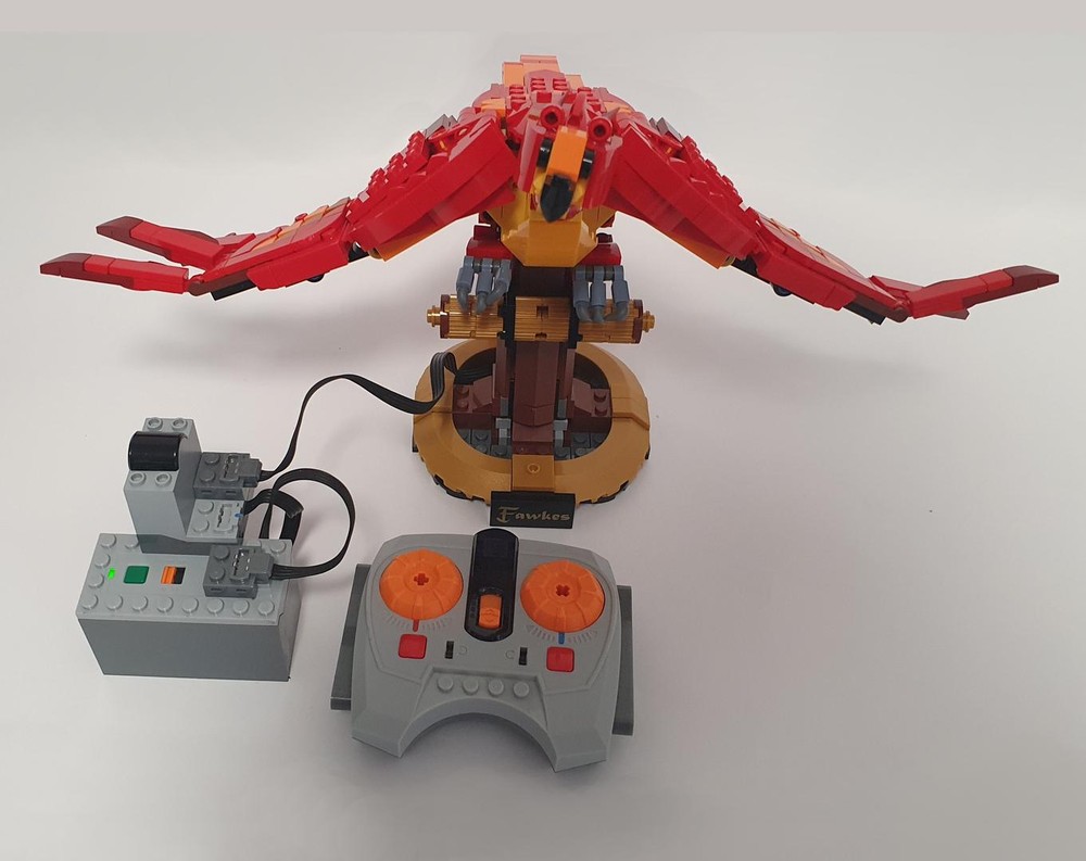 Lego Motorized Fawkes (76394 MOD)