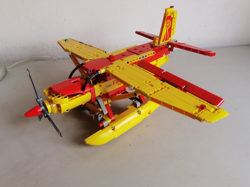Lego 42152 seaplane