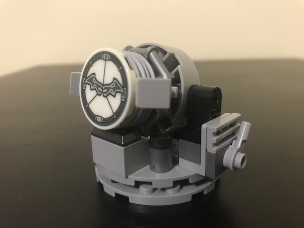 Lego "Slightly" more accurate Batsignal (The Batman)
