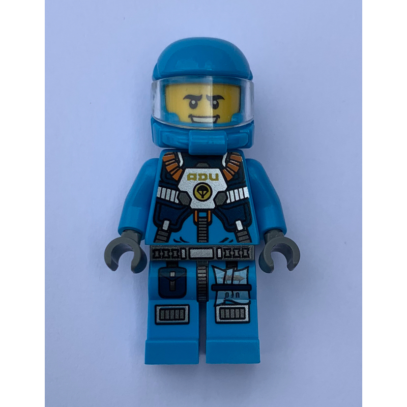Lego ADU Trooper, Big Smile / Confused