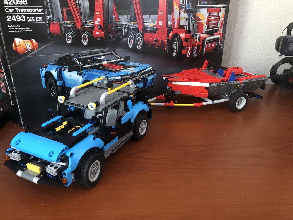 Lego 42098: SUV with Boat Trailer