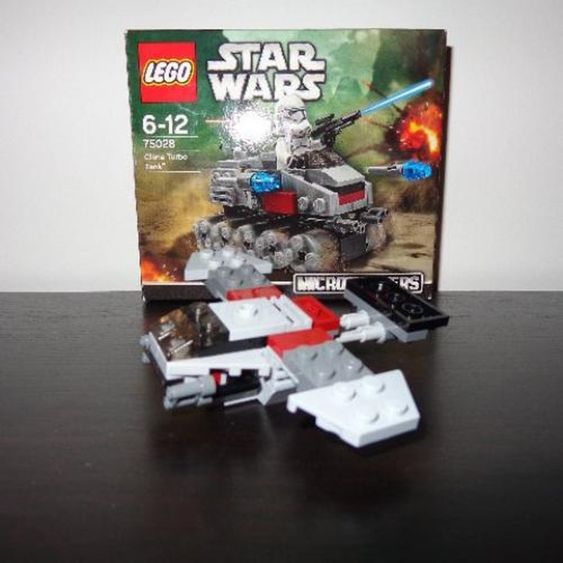 Lego 75028 Jumbo plane