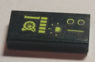 Lego Tile 1 x 2 with Holographic and Lime Alien Controls Pattern (Sticker) - Set 7646 / Black