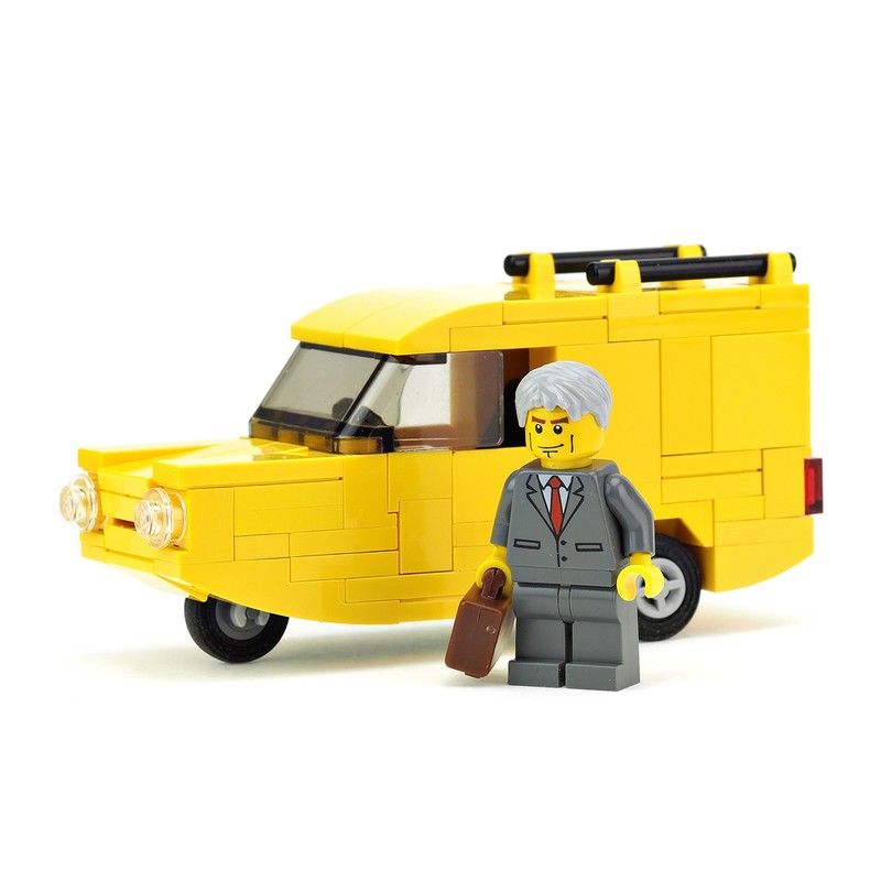 Lego Reliant Regal Supervan