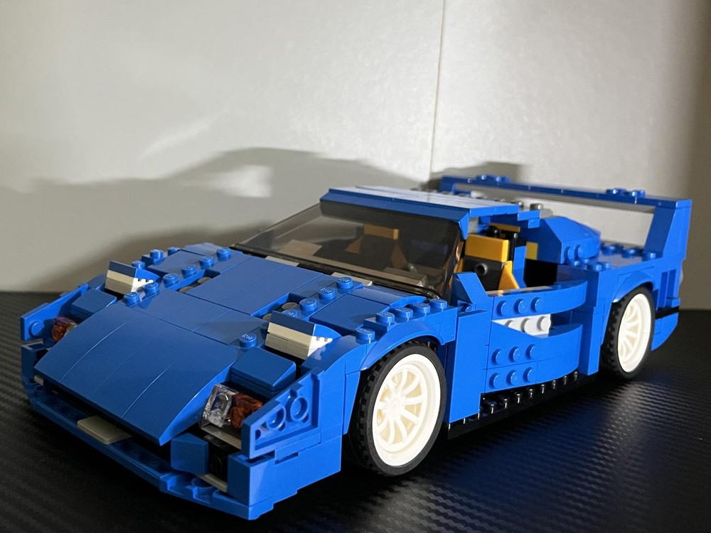 Lego Fer​rari F40