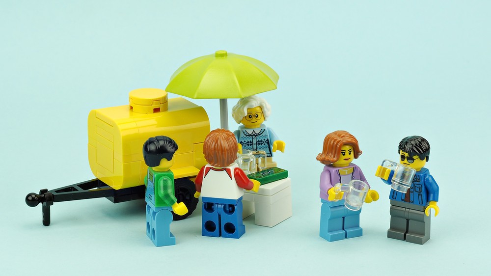 Lego 'Kvass' drink tank trailer
