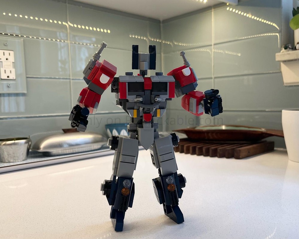 Lego Optimus Prime (Does not transform)