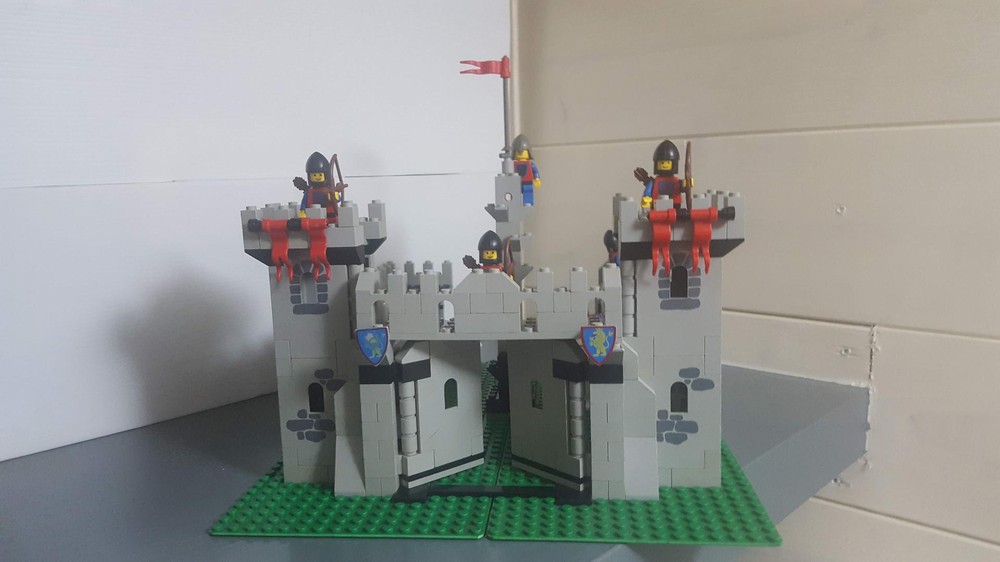 Lego King's Fortress - Alternative build 5 Lego Set 6080 King's Castle