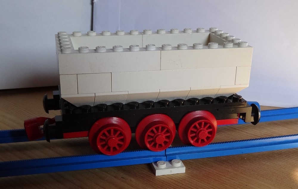 Lego Heavy-load open wagon 3axled