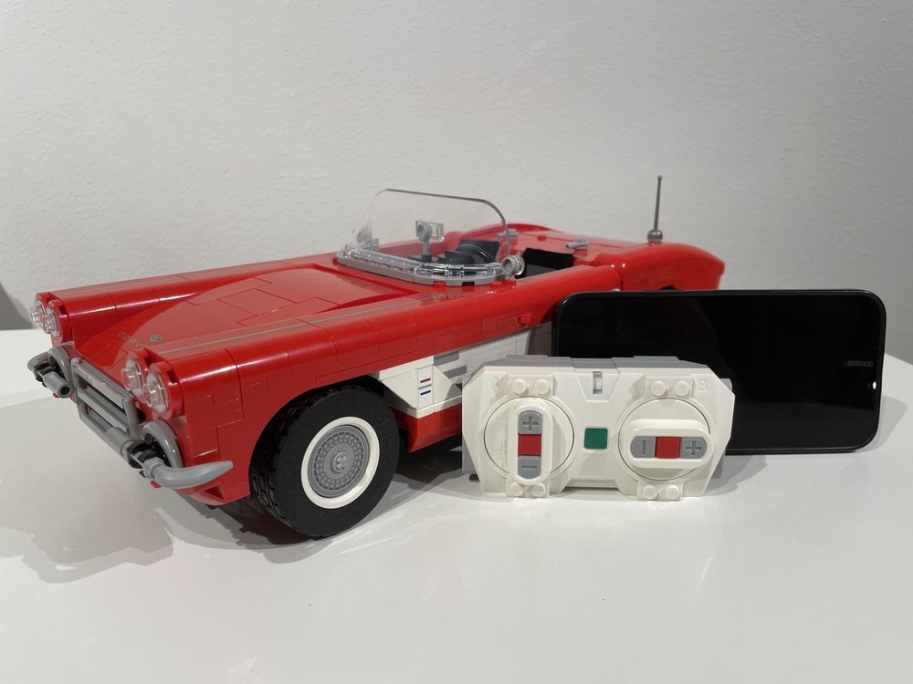 Lego 10321 Corvette RC Conversion
