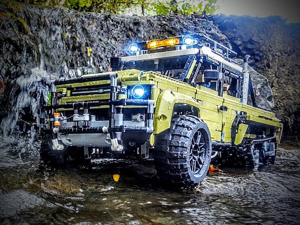 Lego La Centaura (Defender Half-Track)