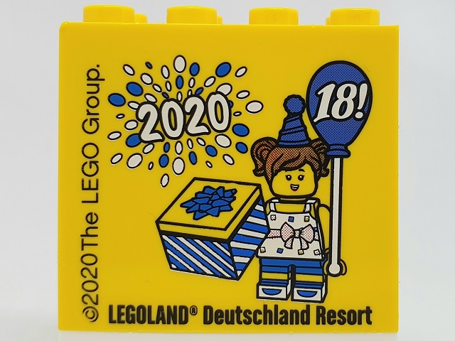Lego Brick 2 x 4 x 3 with 18! (Birthday / Geburtstag) 2020 LEGOLAND Deutschland Resort Pattern