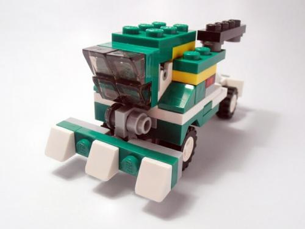 Lego 6910 Combine Harvester