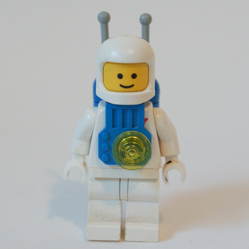 Lego Classic Spaceman, White with Blue Jet Pack