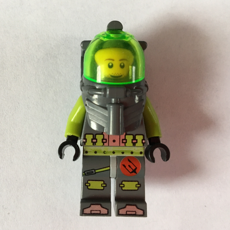 Lego Lance Spears, Trans-Bright Green Visor