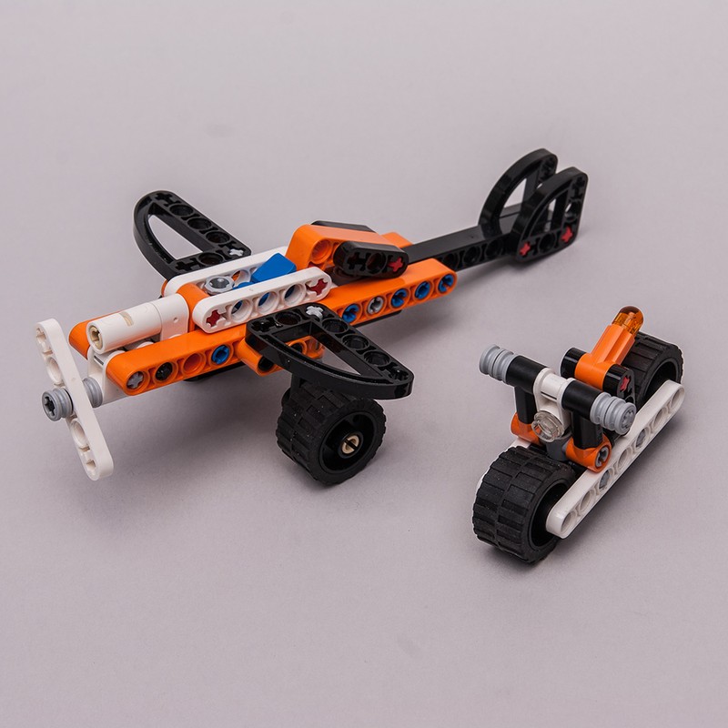Lego 42088 Airplane & Motorcycle