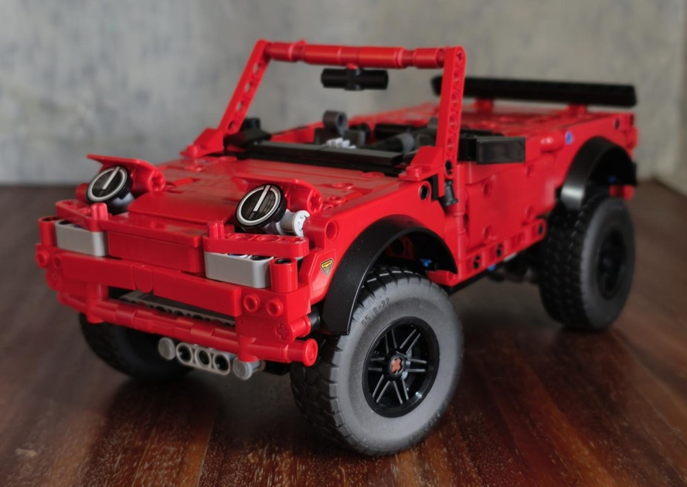 Lego 42213 Mazda MX-5/Miata offroad