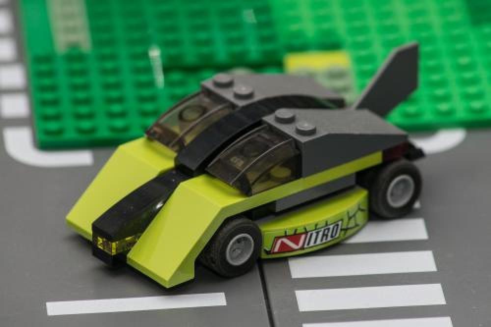 Lego mini pull back 1