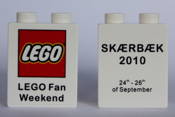 Lego Duplo, Brick 1 x 2 x 2 with LEGO Fan Weekend 2010 Pattern