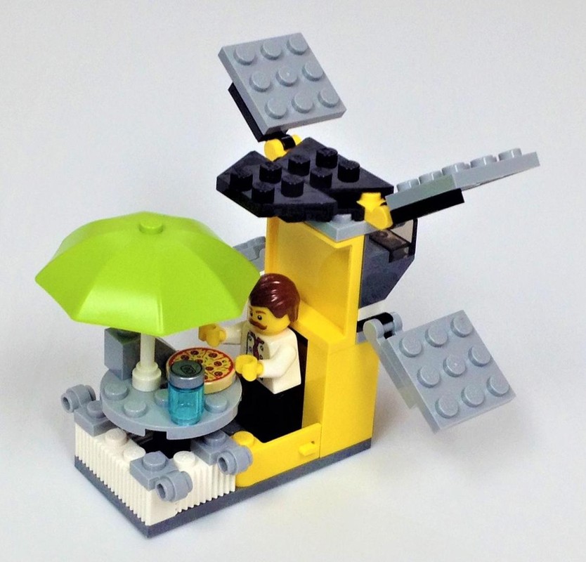 Lego 11272 MFW X-Wing Pizza