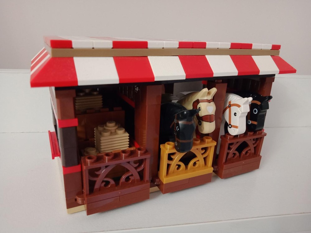 Lego Stables 4-6 horses