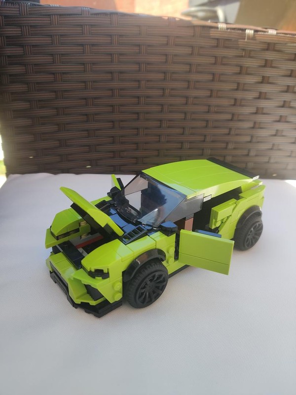 Lego Urus door mod