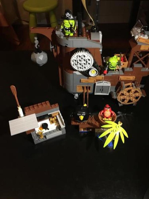 Lego 75825-RC-MOC