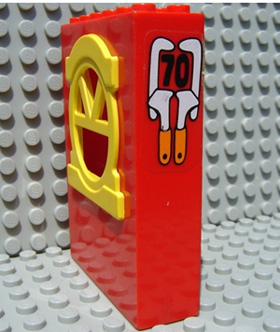 Lego Fabuland Building Wall 2 x 6 x 7 with Round Top Yellow Window with No 70 Pattern (Sticker) - Set 3670