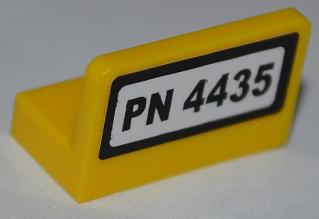 Lego Panel 1 x 2 x 1 with 'PN 4435' on White Background Pattern (Sticker) - Set 4435