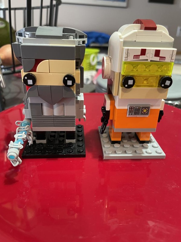 Lego Shira Brie and Lady Lumiya Brickheadz