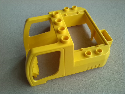 Lego Duplo Cabin Digger Body 8 x 8 x 4 Top / Yellow