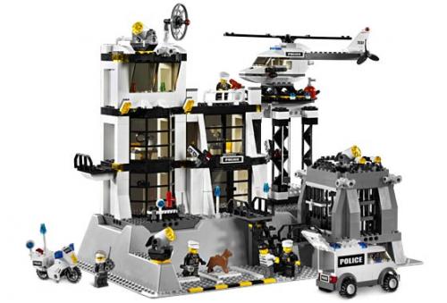 Lego Police Station [Lighted Figure]