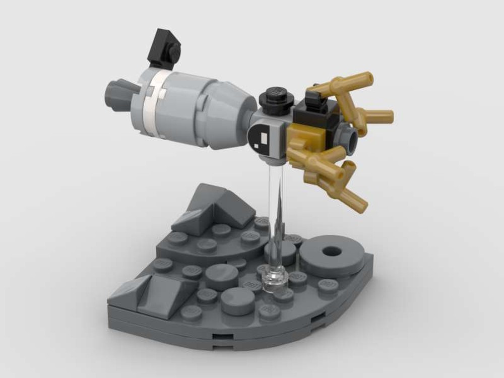 Lego nano Apollo